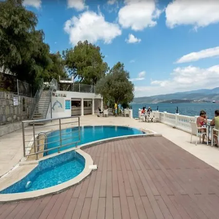 Roseira Ξενοδοχείο 4*