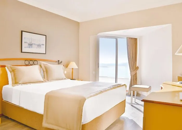 Szálloda Roseira Gulluk