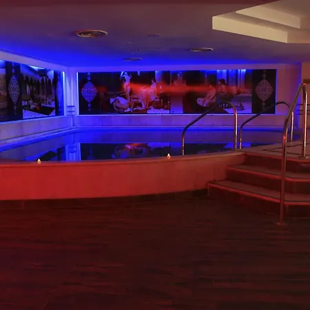 Roseira Hotell 4*